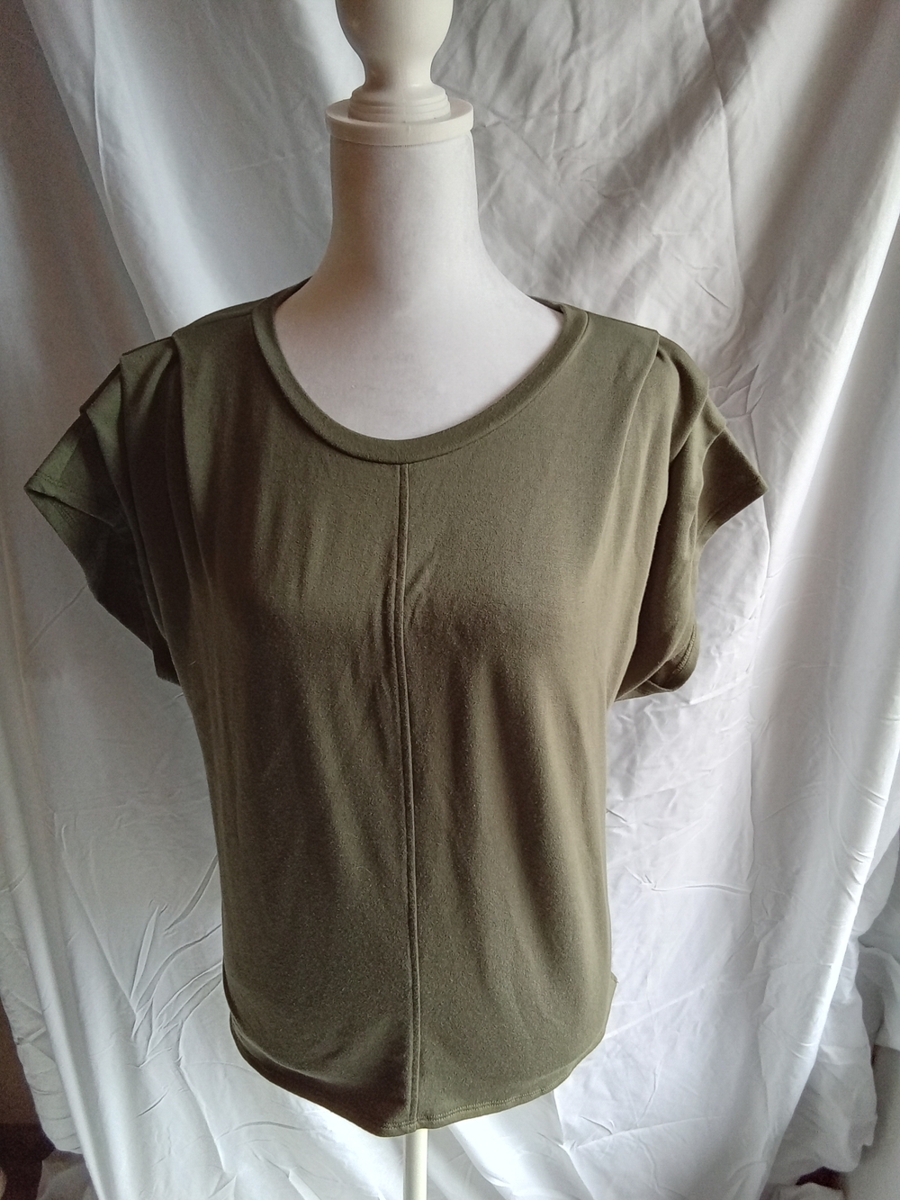 Cupio‎ Olive Green Short Sleeve Crewneck Top SM